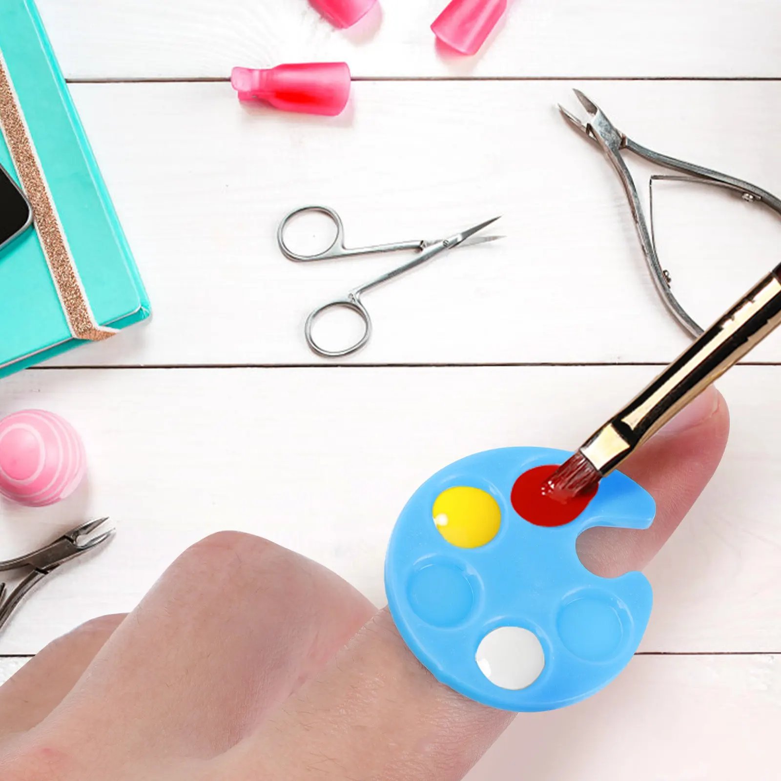 

20Pcs Professional Manicure Ring Palettes ABS Nail Art Mixing Tray Compact Lightweight Color Display Tool for DIY Nail Design