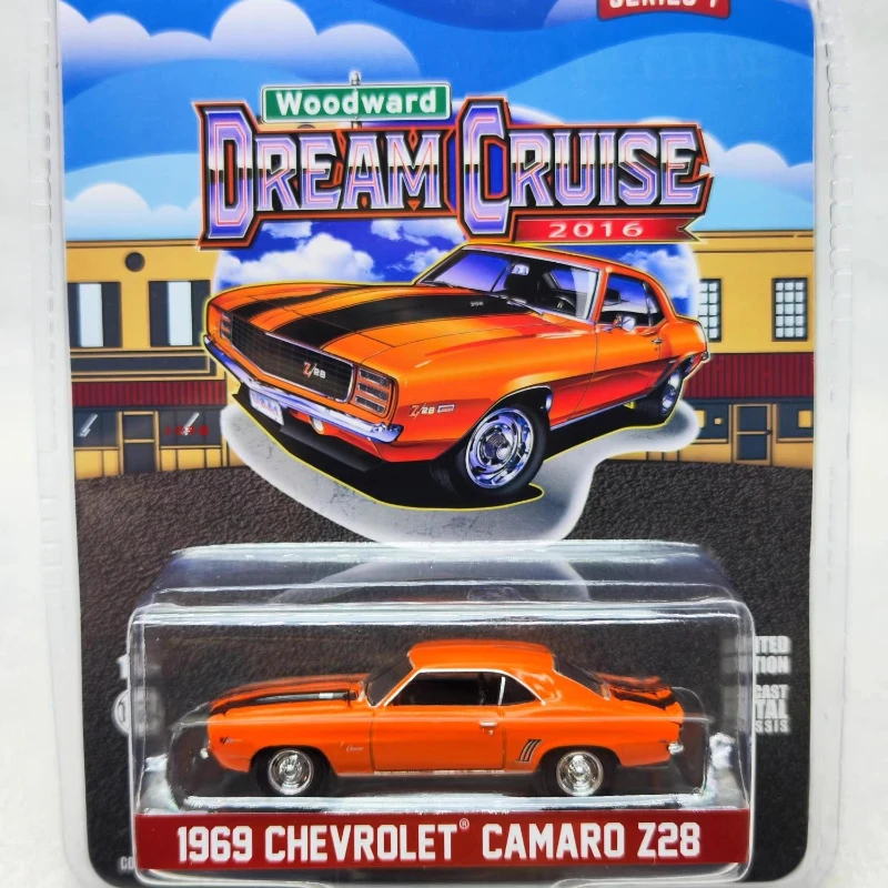 

Camaro Z/28-22 Ежегодный круиз Woodward Dream с функцией наследия, модель автомобиля из сплава, высококачественная подарочная игрушка
