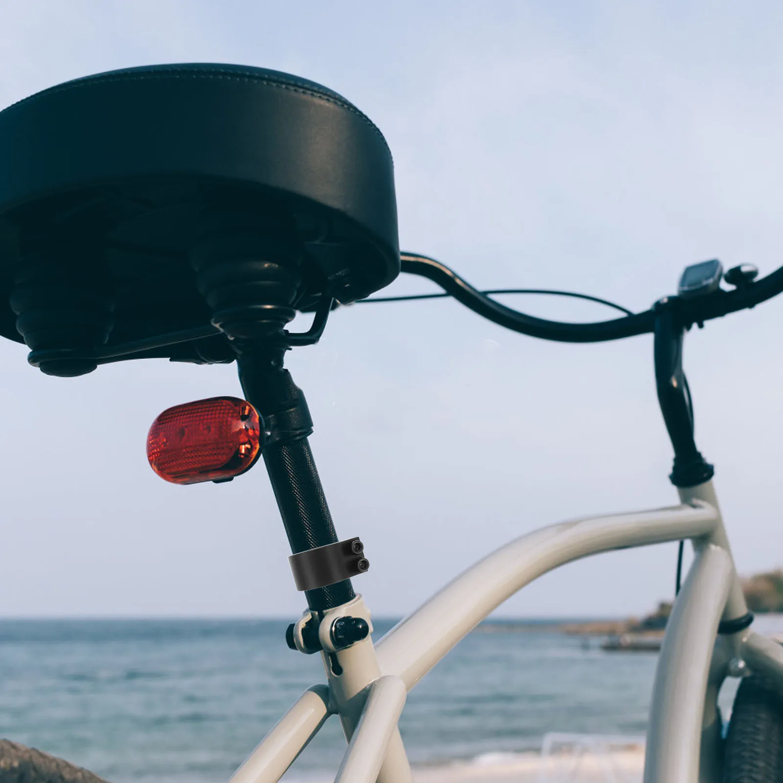 

2Pcs Double Bolt Bicycle Seat Clamp 34.9mm Reliable Bike Seat Post Clamp Adjustable Cycling Saddle Lock Bicycle Seatpost Mount