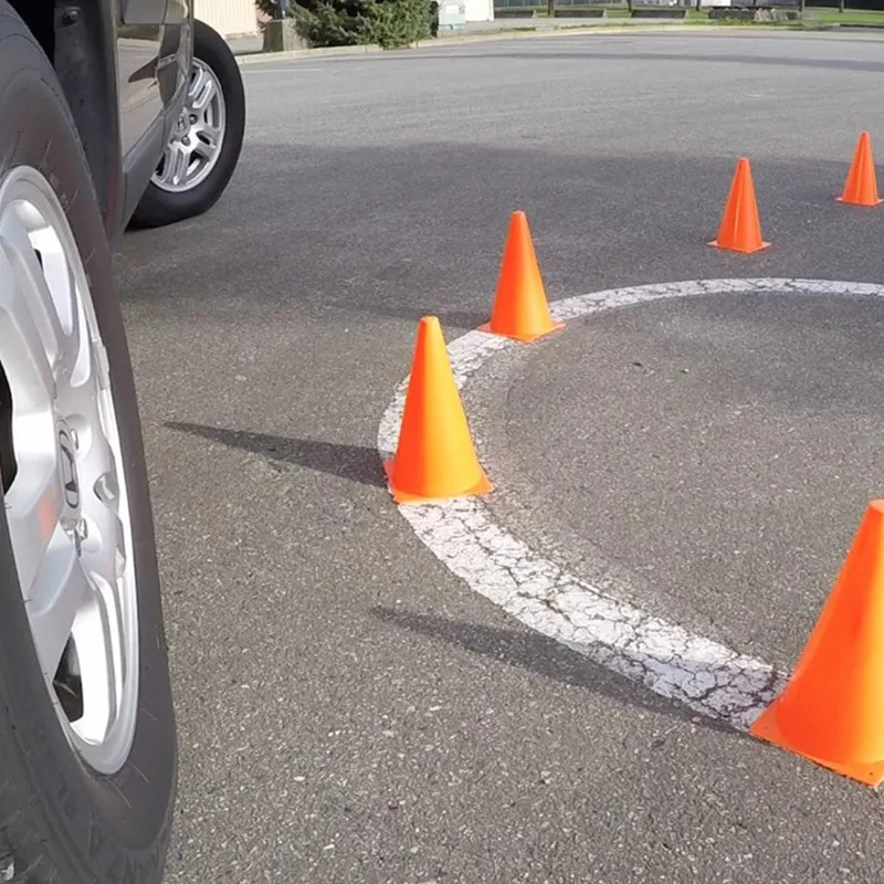 8 pçs 23cm adereço de tráfego cones brinquedo multiuso construção tema festa esportes atividade cones para futebol scooter treinamento brinquedo