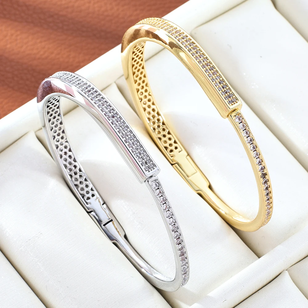 

1PC Exquisite Ladies' Sparkling Zircon Copper Bracelet Suitable for Party, Wedding, and Daily Wear as a Birthday Gift for Best