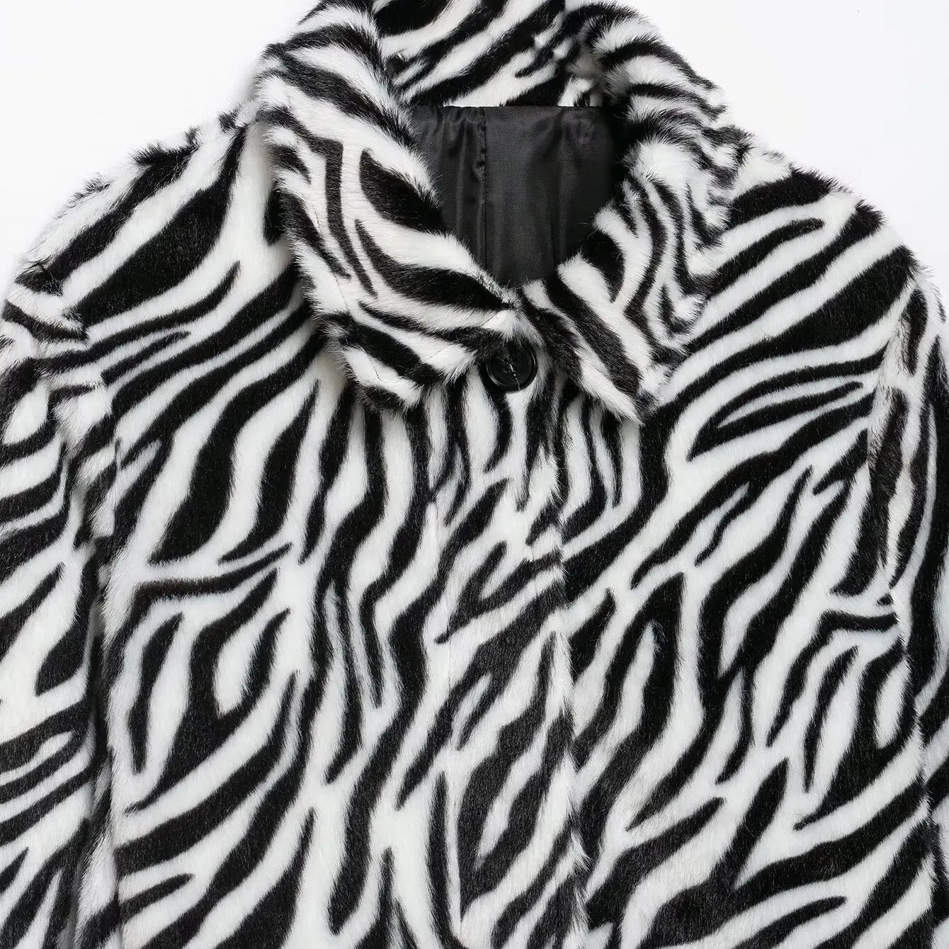 KASLEAD New Women's Fashionable Zebra Print Plush Jacket Versatile Design Sense Windproof Short Coat Polyester Fiber Long Sleeve