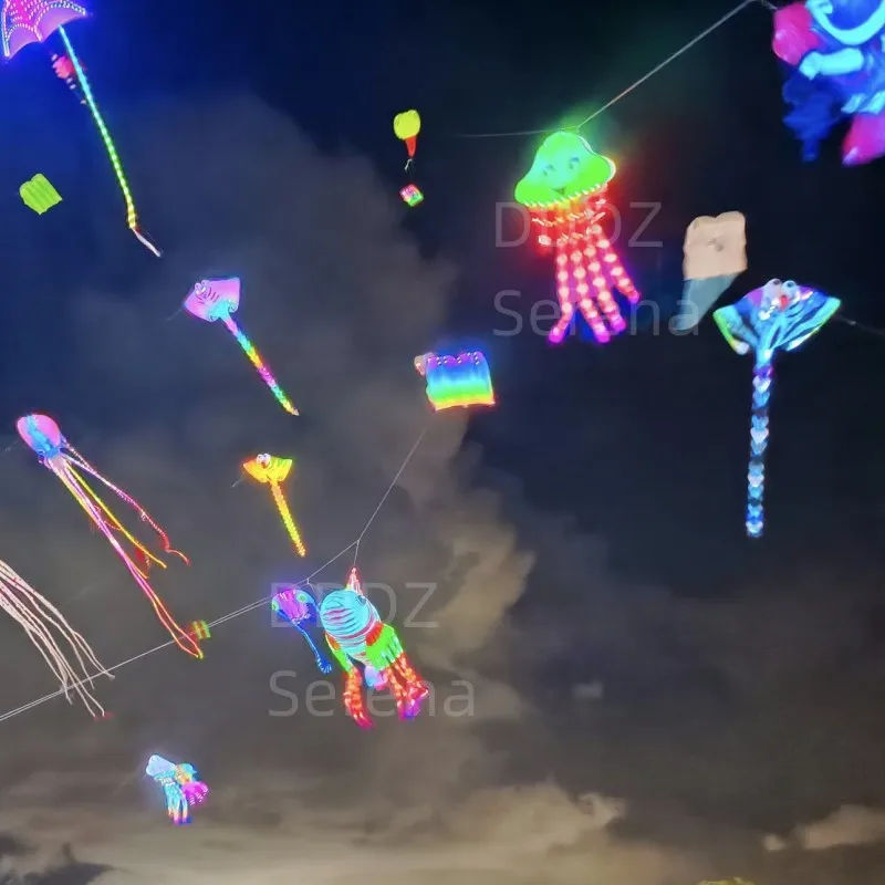 DDDZ 8M 12M ライオンフィッシュカイト巨大LEDカイトラインランドリー40Dリップストップナイロンナイトライトショーカイト大人用大型夜間飛行カイト