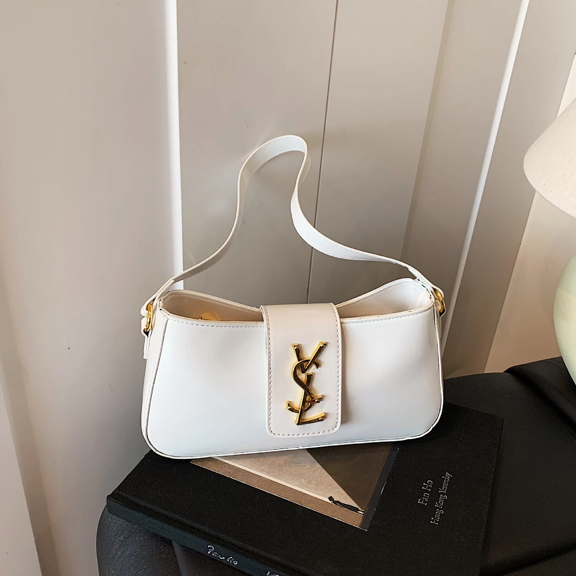 

2025 Vintage Bow Handbag, Retro Top Handle Purse for Women, Chic Crossbody & Underarm Bag, Minimalist Day To Night Bag