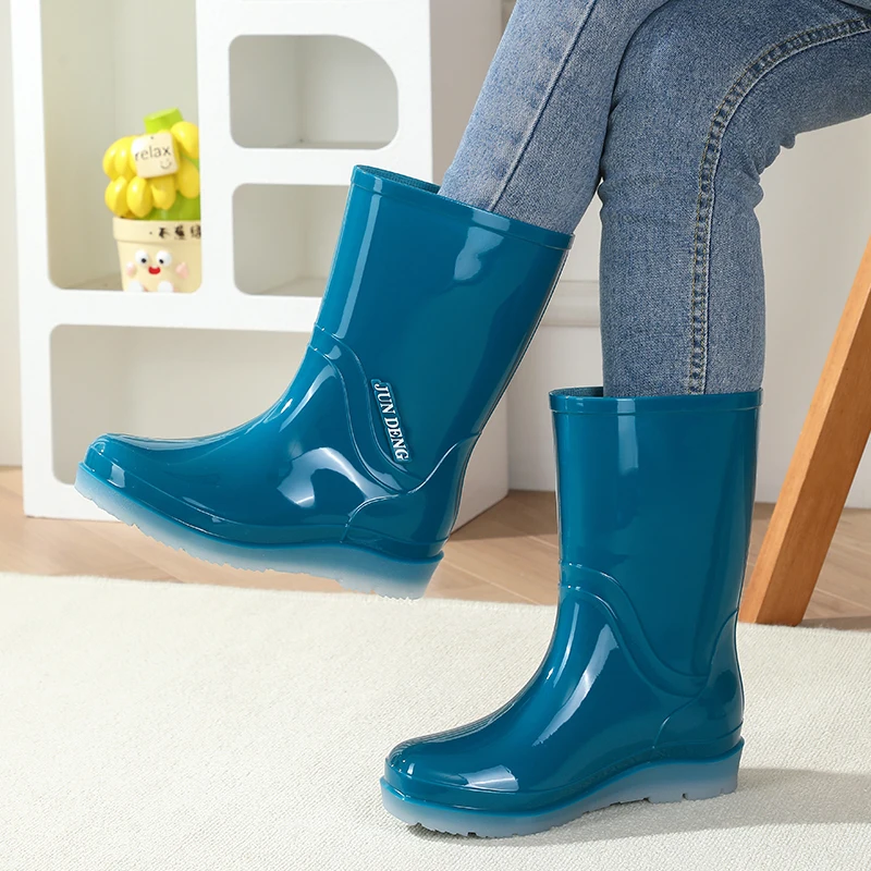 New Military Style Mid-Calf Rain Boots Women's Summer Lightweight Slip-Resistant Waterproof Kitchen Wear-Match Outdoor Shoes