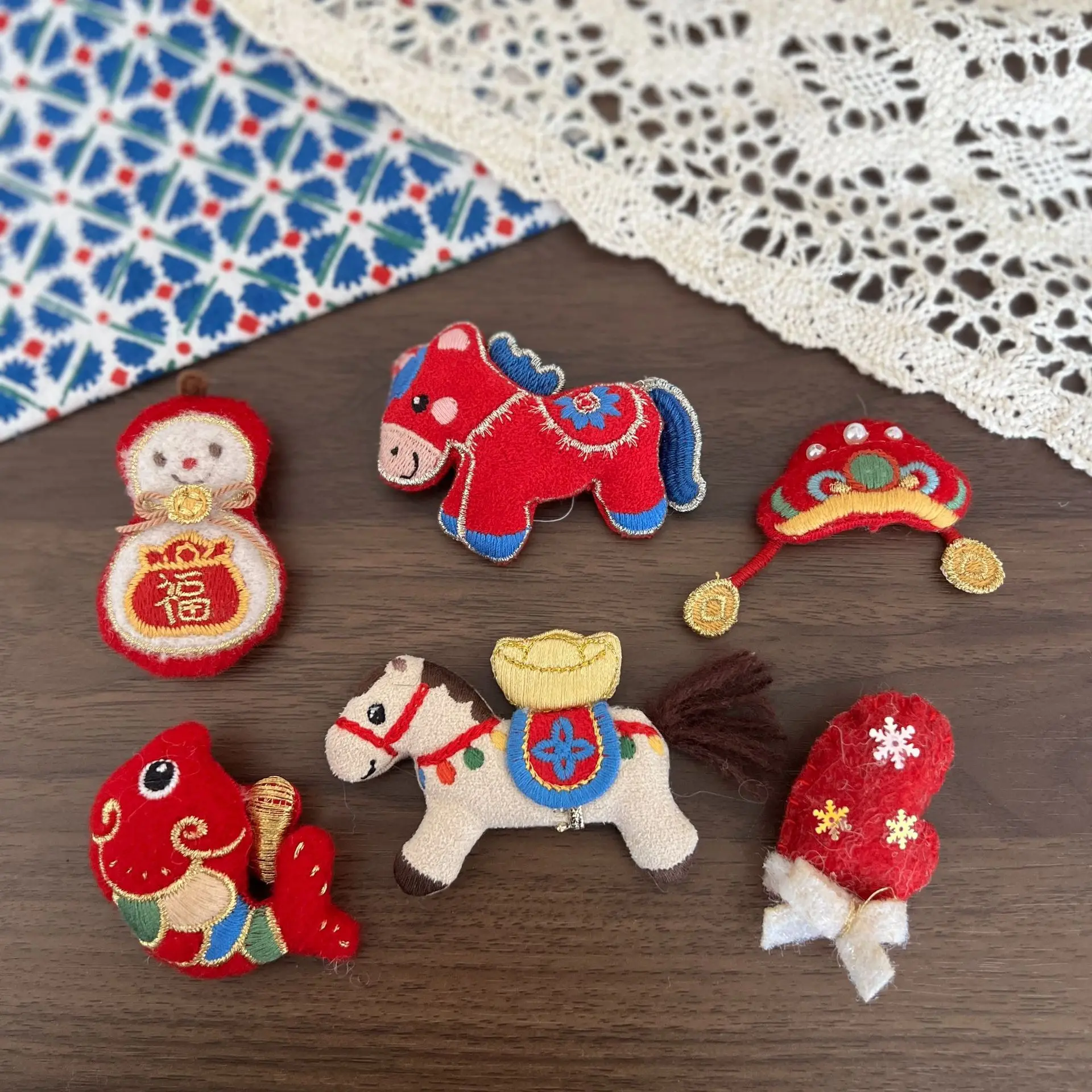 DIY Brooch Pin Red Cotton Linen Filled Pony Bag Pendant Scarf Shoes Socks Craft Supply Festive Lightweight Accessory