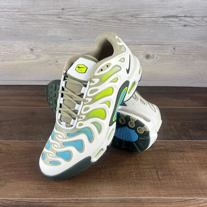 Nike Air Max Plus TN Drift Cyber Baltic Blue Men Women Futuristic Y2K Style Tuned Air Comfortable Running Shoes D4290-008