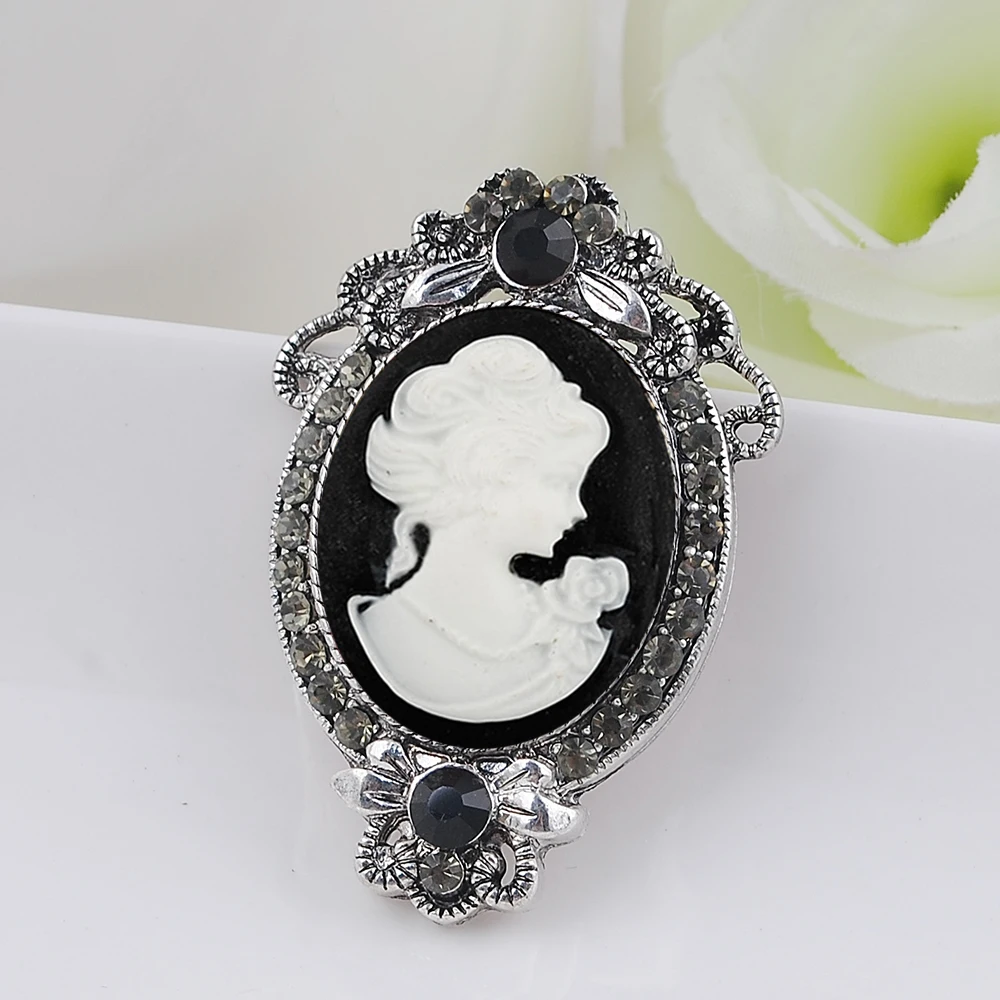 Charm Brooch European and American Vintage Jewelry Female Beauty Queen Head Gorgeous Fashion Zinc Alloy Jewelry