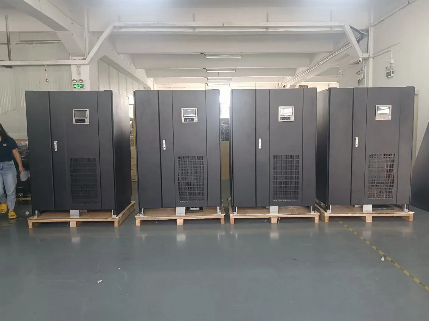 3 Phase Online Ups 160kva 200kva 300kva 400kva Ups with 1 Hour Backup