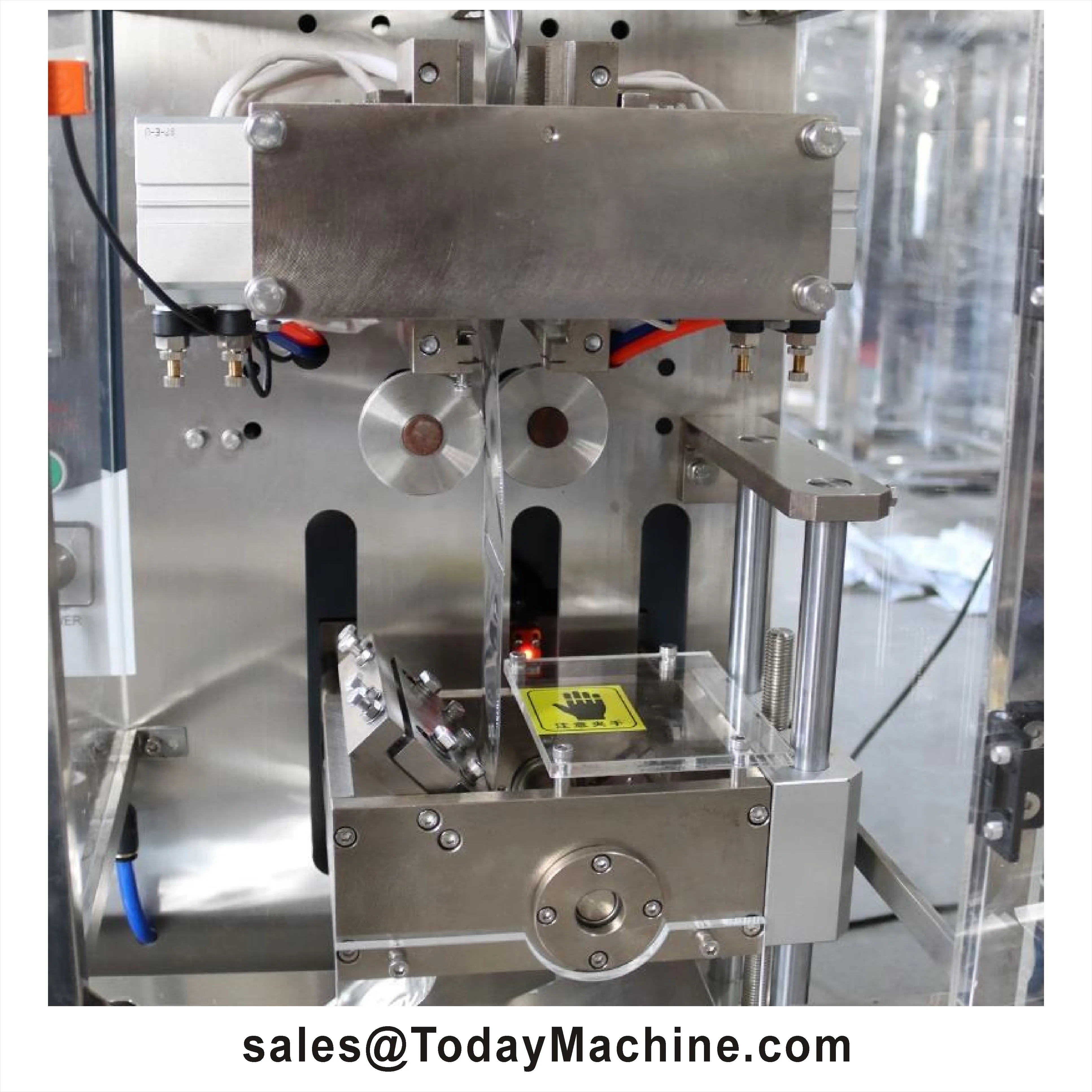 Automatic Liquid Gel Irregular Sachet Packing Machine Cosmetic Cream Sachet Packing Machine Drink Gel Sachet Packing Machine