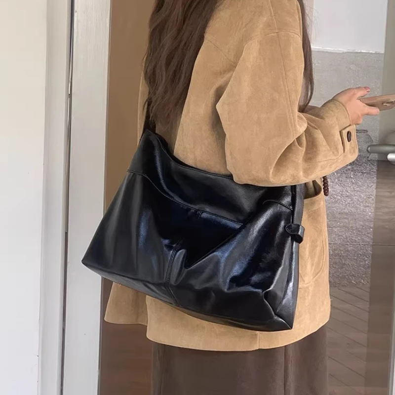 

Vintage Large Capacity PU Leather Women's Shoulder Bags Versatile Solid Color Ladies Tote Bag Casual Simple Female Messenger Bag
