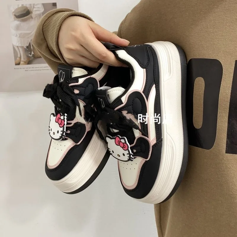 Sanrio Hello Kitty styl Preppy czerwone Kawaii buty dziewczęce wszechstronne, oddychające studenckie trampki na platformie 2024 wiosna jesień nowość