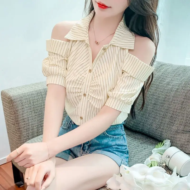 Summer 2024 Women\'s Turndown Collar Patchwork Button Stripe Off Shoulder Folds Fashion Casual Loose Short Sleeved Shirt Blouses