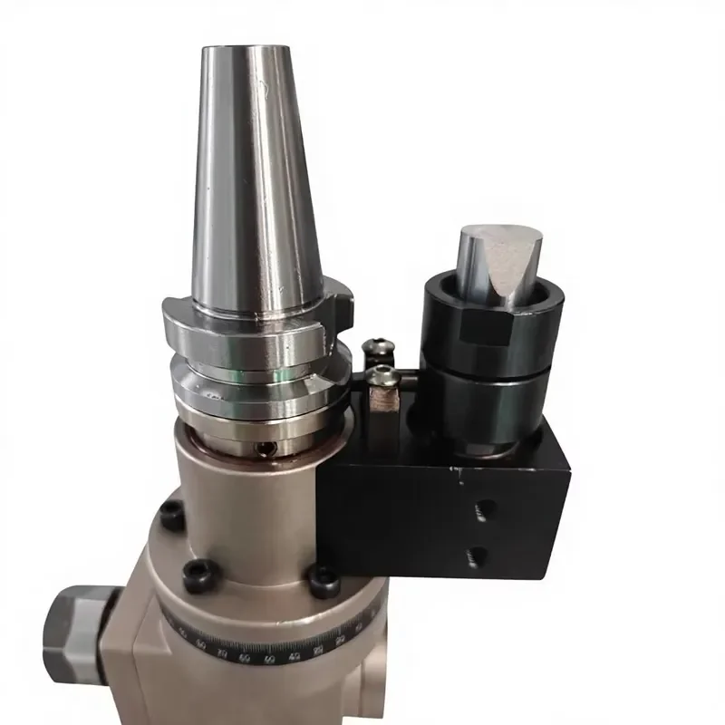 High Precision BBT30-DG90/ER11-120 CNC 90 Degree Angle Head for BT40 BT50 HSK63 CAT40 Machining Center 3800RPM Max Speed