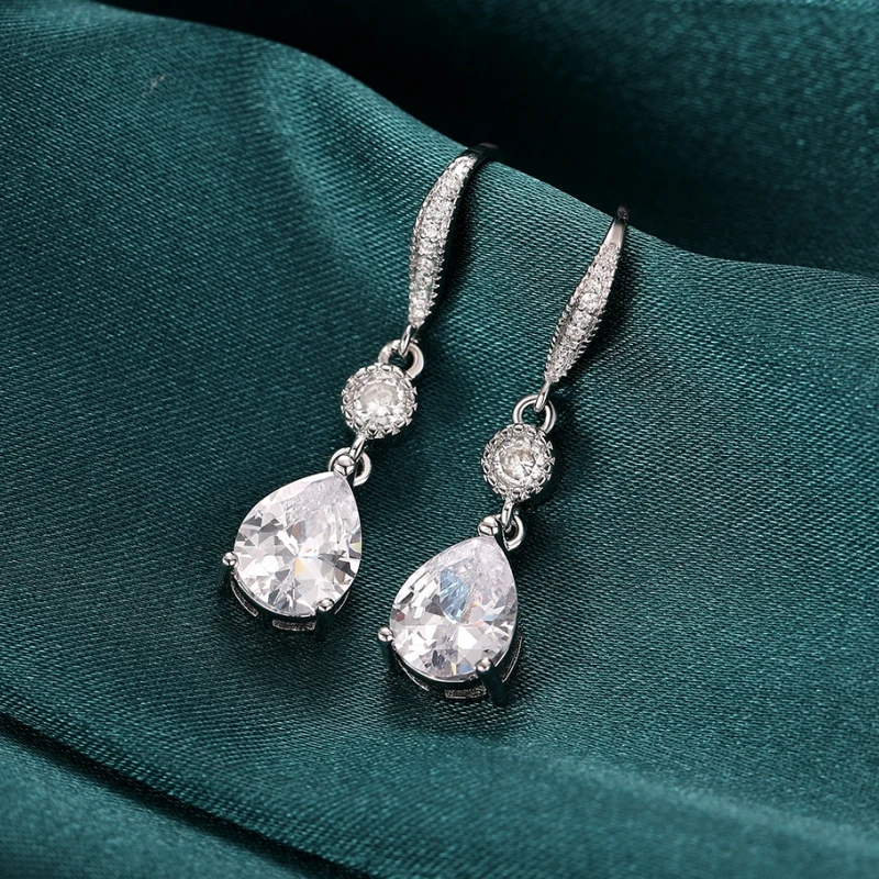 Huitan Anmutige Kristall-Kubikzirkonia-Hängeohrringe für Frauen, Temperament, elegante Verlobung, Hochzeit, Braut-Ohrringe, Schmuck