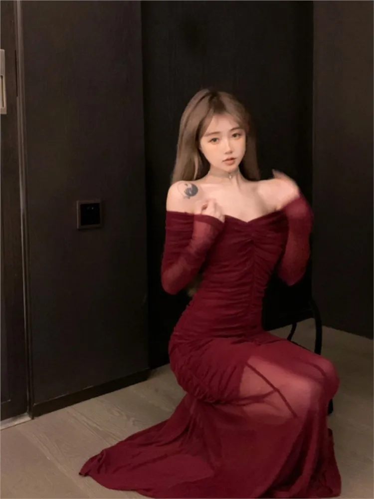 New Year Annual Meeting Dress Light Luxury Minority Design Pleated Slim Burgundy off-Shoulder