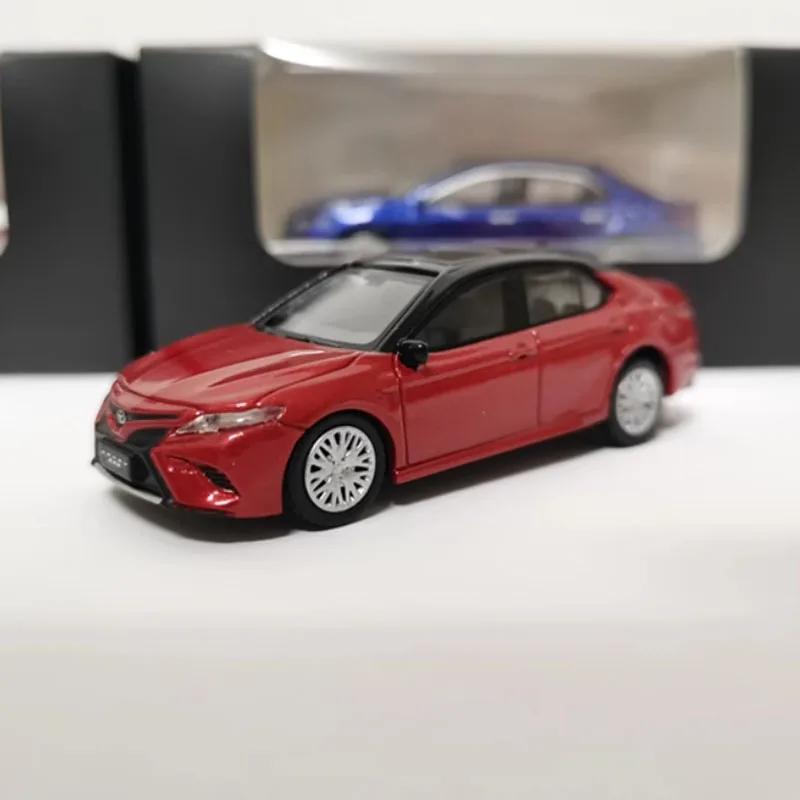 Modelo de coche de aleación fundido a presión para niños, juguetes de regalo para niños, versión de doble motor CAMRY, versión de gama alta, escala 1:64, 8ª generación