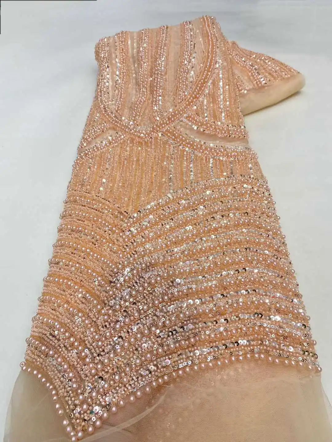 Tessuto di pizzo nigeriano pesante fatto a mano in tulle con perline 2025 Tessuto di pizzo netto con paillettes e perle di lusso africano per abito da sposa da sposa