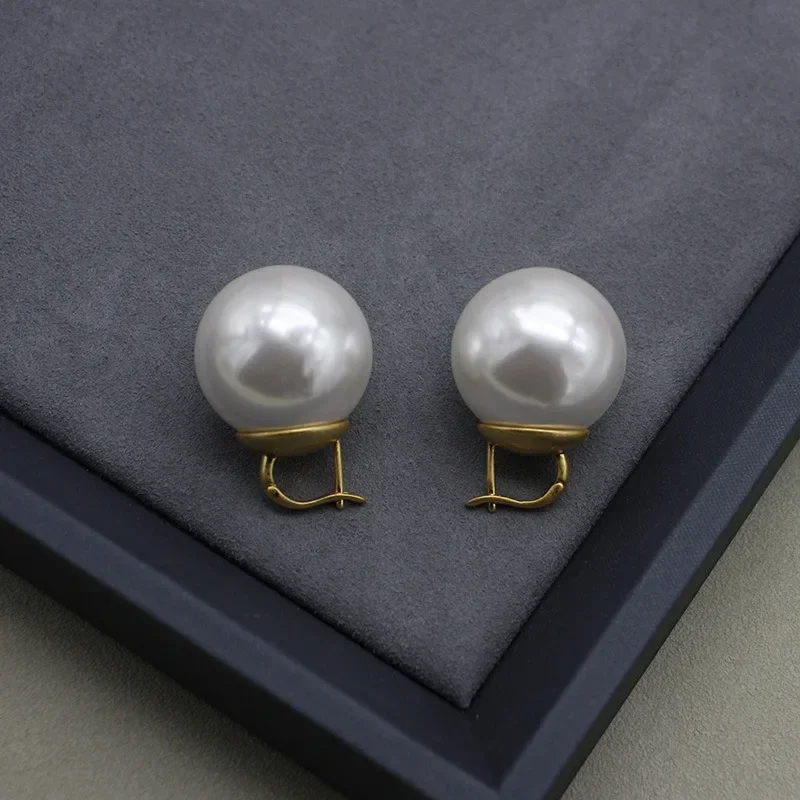 European and American French Style Oversized Pearl Earrings, Round and Personalized Design, Jewelry for Women, Earrings