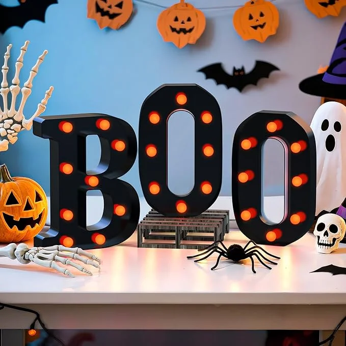 

Halloween decoration:Three leds light up the letter "Boo logo, decorating the desktop, interior, bedroom, porch, wall, fireplace