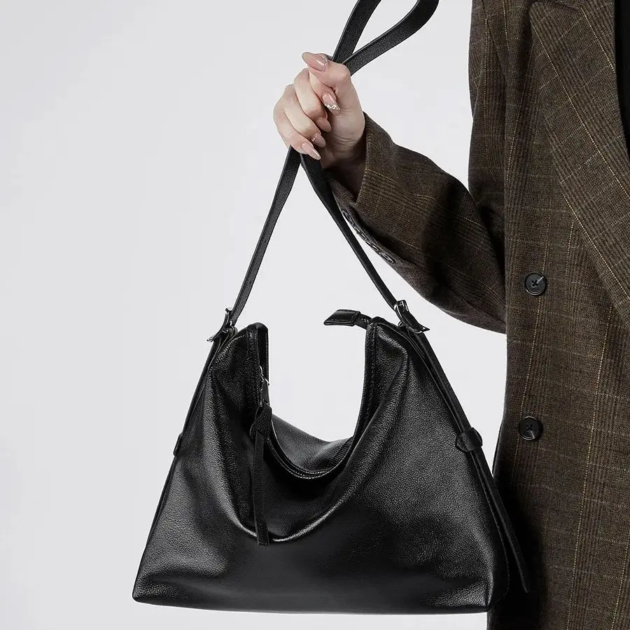 Versatile Shoulder Bag with Underarm Design New Style Cowhide Tote Bag Genuine Leather Women's Handbag Large Capacity Soft Bag