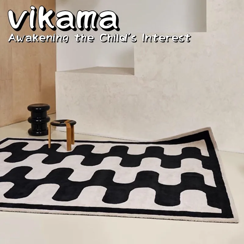 VIKAMA Simple Lines Plush Faux Cashmere Activity Mat With Black and White Wave Design to Stimulate Curiosity and Coordination