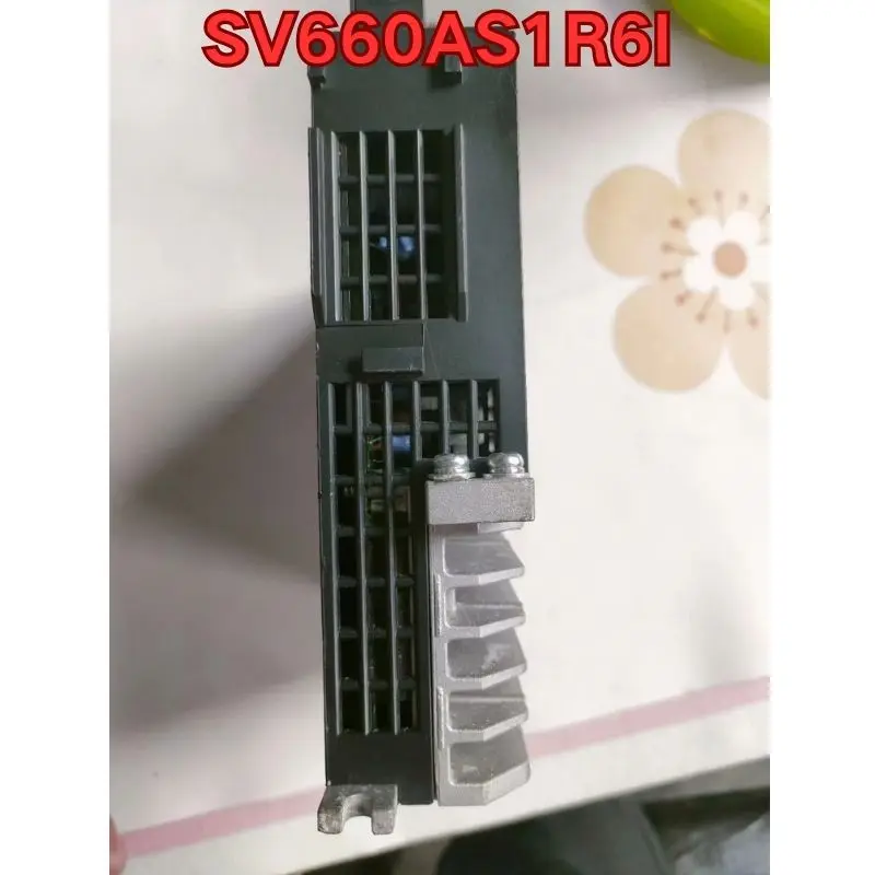 Second-hand SV660AS1R6I servo drive function test is normal The latest quotation in November 2025
