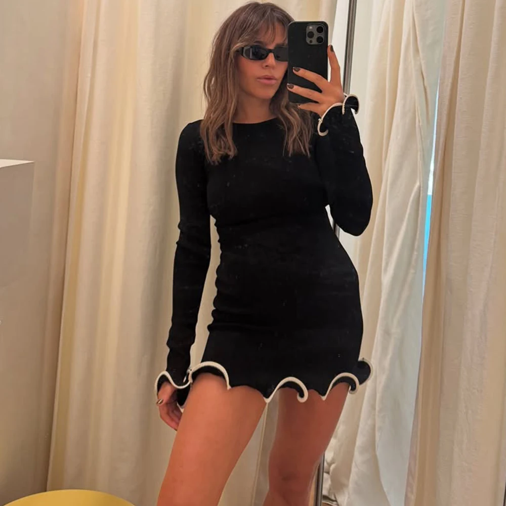 Talenza Knitted Contrast Slim Fit Mini Dress Women's Autumn New Knitted Sweater Dress Fashionable Long Sleeve Knitted Mini Dress