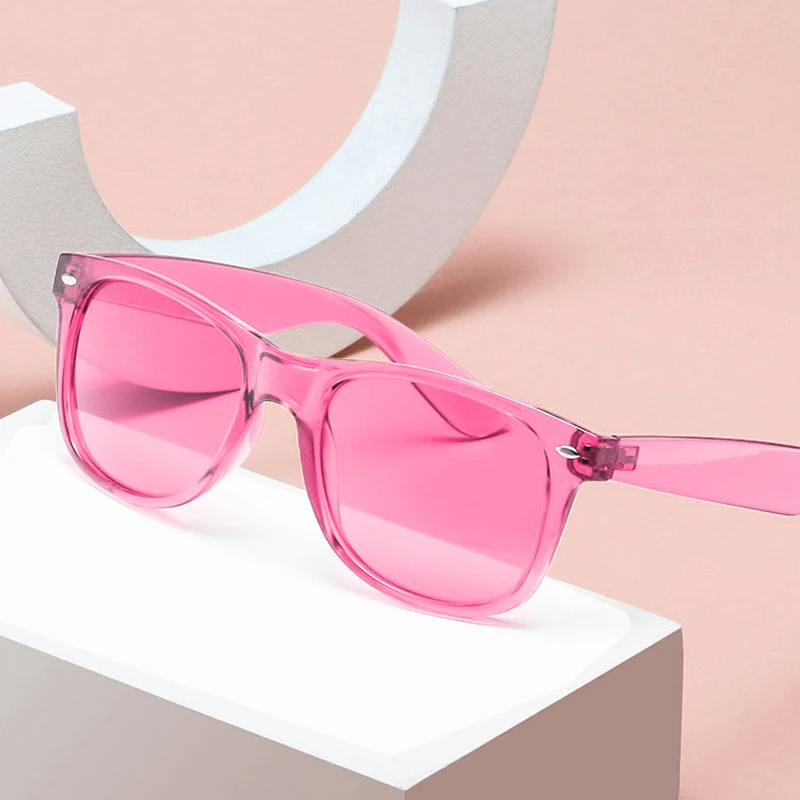 1pcs Pink Fashion Premium Polarized Sunglasses Men Women Retro Driving Fishing Luxury Brand Designer Sun Glasses UV400 Eyewear