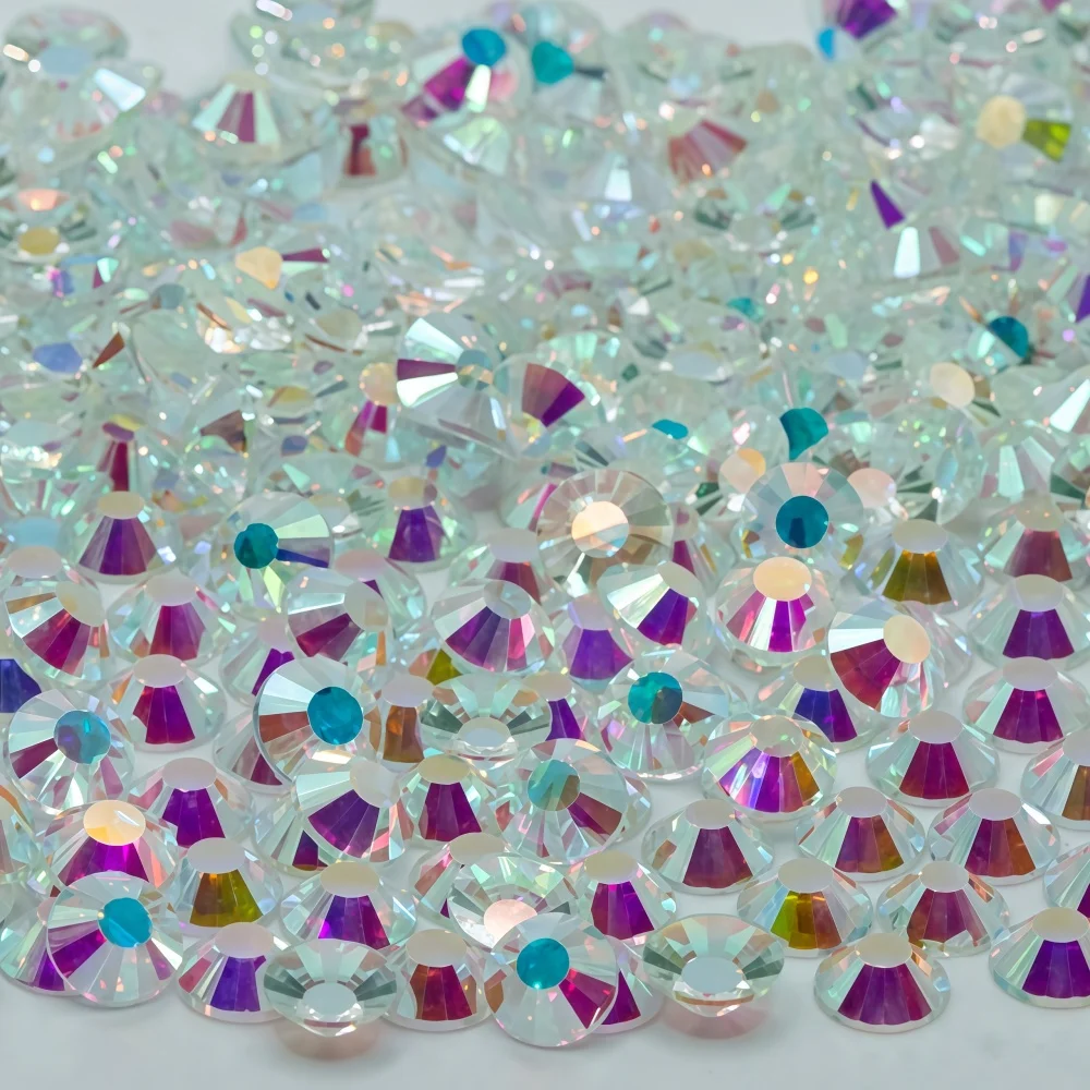 شفافة عالية مسطحة القاع الزجاج الكريستال الماس SS3-SS30 متعددة المواصفات عالية اللمعان حجر الكريستال الزخرفية