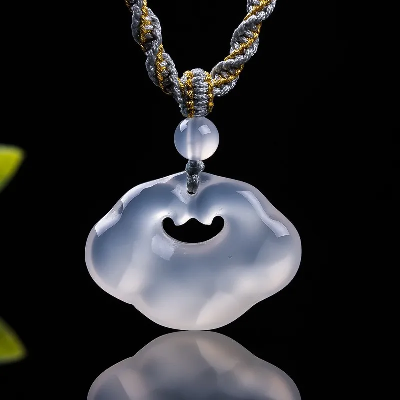 New ice white chalcedony cloud-patterned lock pendant, translucent peace amulet
