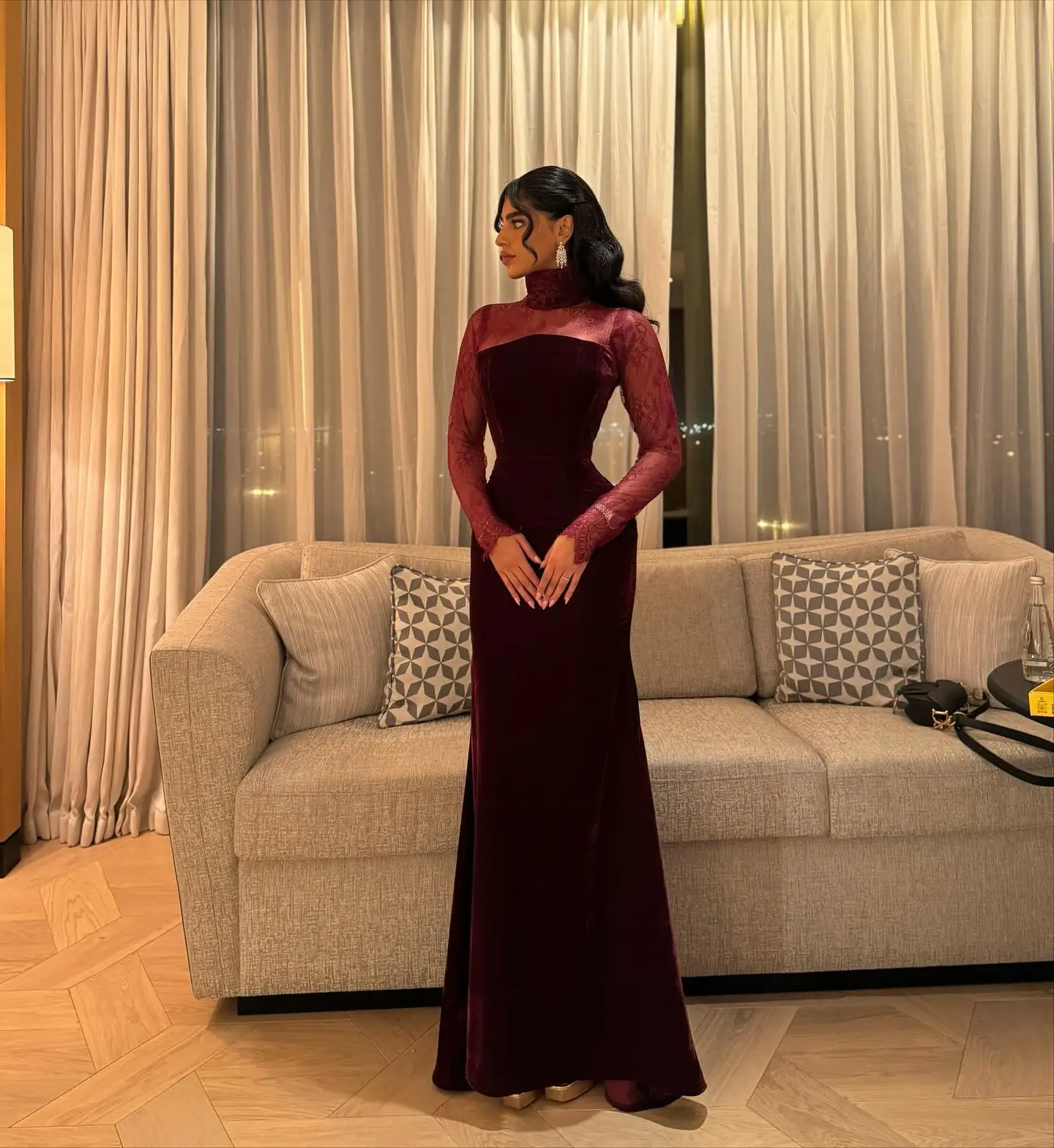 

Enchant Customized Elegant Burgundy Prom Gown Women's Lace High-neck Party Evening Dress Floor-length Special Occasion Dresses