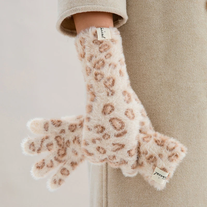 Winter Warm Gloves Women's Cute Fashion Leopard Pattern Finger Gloves Cold-Proof Warm Knitted Gloves Sports Cycling Mittens