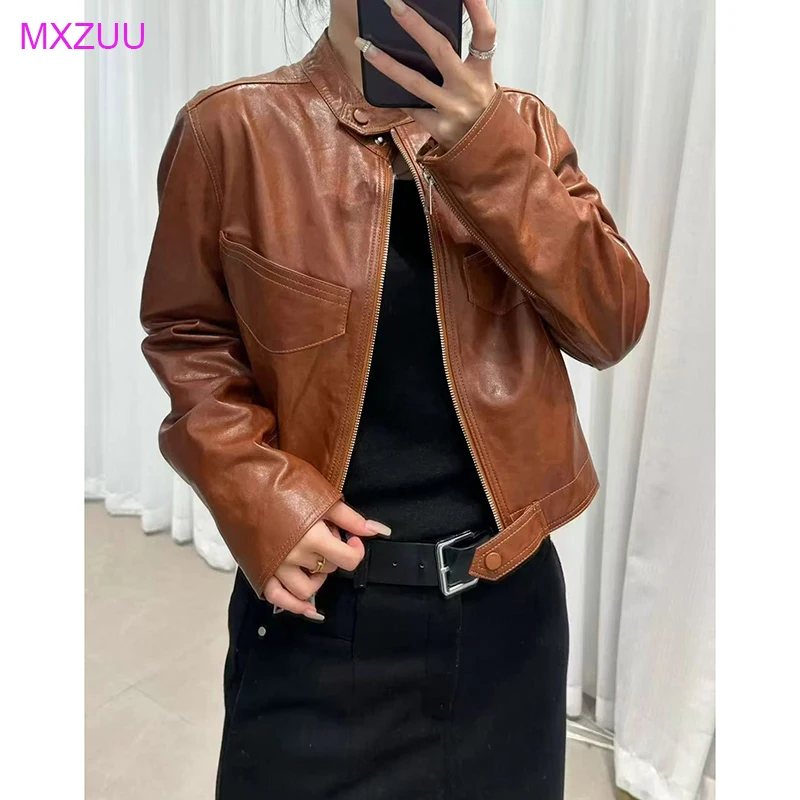 Wysokiej jakości kurtki damskie ze skóry owczej z olejowanym woskiem, klasyczny styl denim, kolor kawowy, vintage, krótkie, dopasowane, zapinane na zamek, motocyklowe kurtki typu biker.