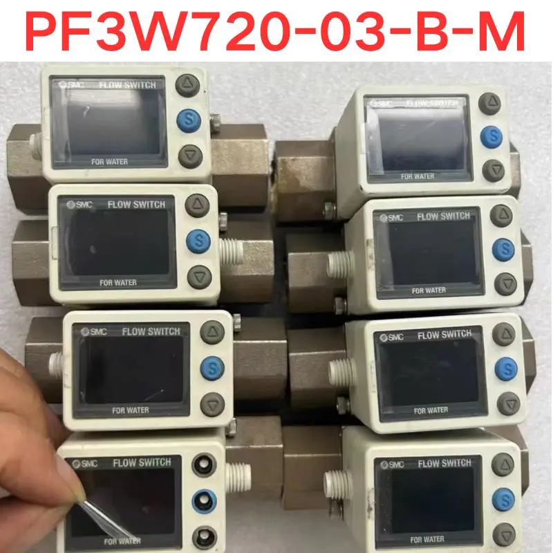 

Second-hand test OK PF3W720-03-B-M for flow meter water