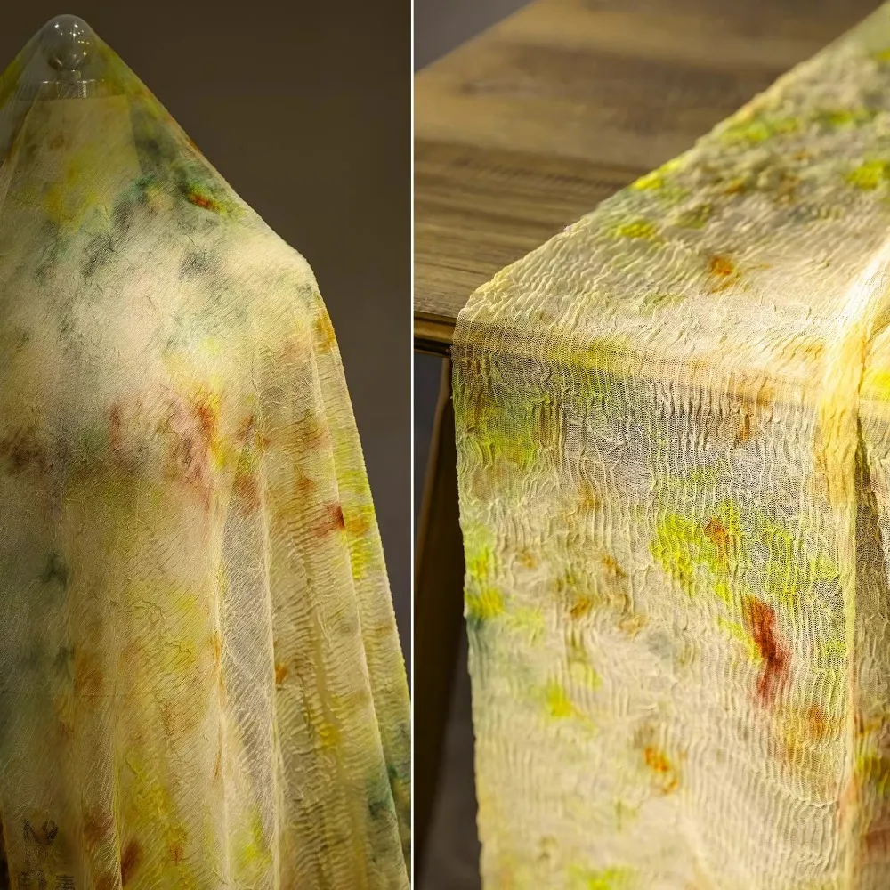 

Желтая пятидесятая микроплиссированная тюлевая ткань с принтом тай-дай для одежды своими руками