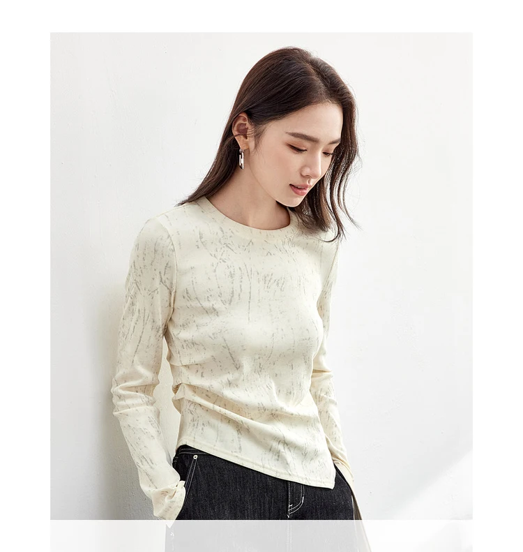 SENTUBILA Baumwoll-Druck-T-Shirt für Damen, Falten, unregelmäßiger Strick, Rundhalsausschnitt, lange Ärmel, einfache Crop-Tops, Frühjahr 2026, 151T58434 – Detail 11