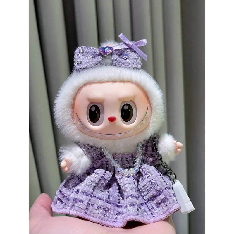 Caja ciega con colgante de primera segunda generación, serie de fiesta sentada, muñeca de vinilo, ropa de bebé púrpura, reemplazo de LABUBU