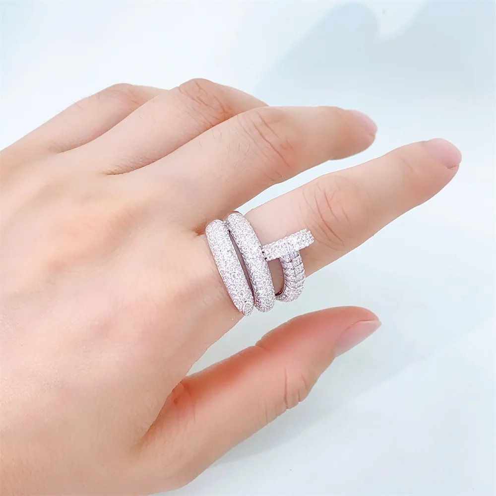 DE Fine Hiphop Chic Iced Fashionable 925 Sterling Silver Jewelry Striking D Color Full Moissanite Gemstone Ring