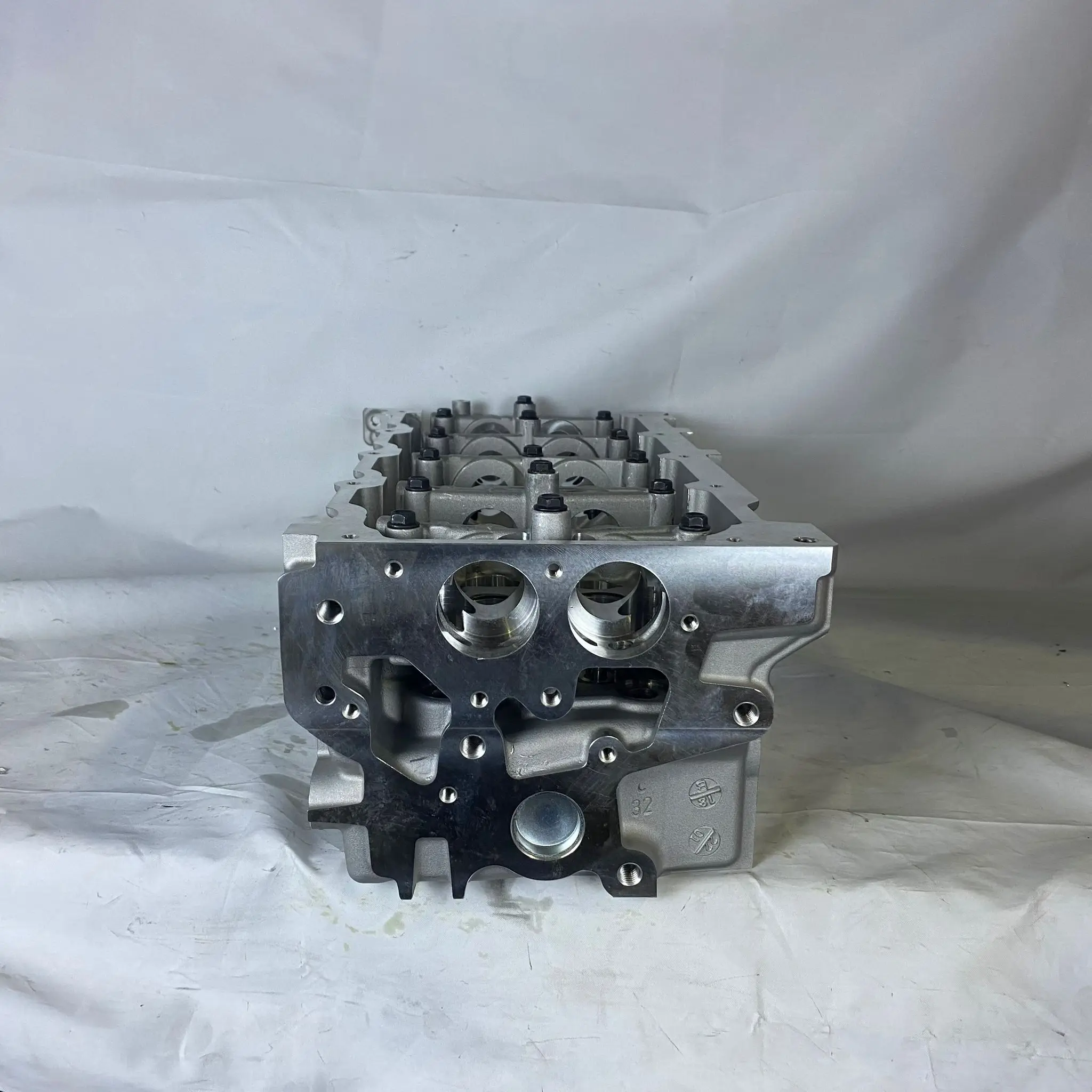 Best Choice High Quality YD25 YD25DDTI Cylinder Head 11040-EB300 11040-EB30A 11040-EC00A 11040-5X00A 11040-5M302