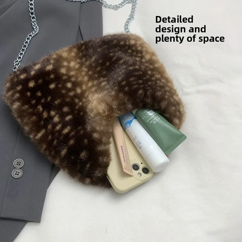 شتاء جديد رقيق حقيبة كروسبودي المرأة موضة سعة كبيرة حقيبة كتف سلسلة تحت الإبط محفظة الملمس وحقيبة مستحضرات التجميل بسيطة