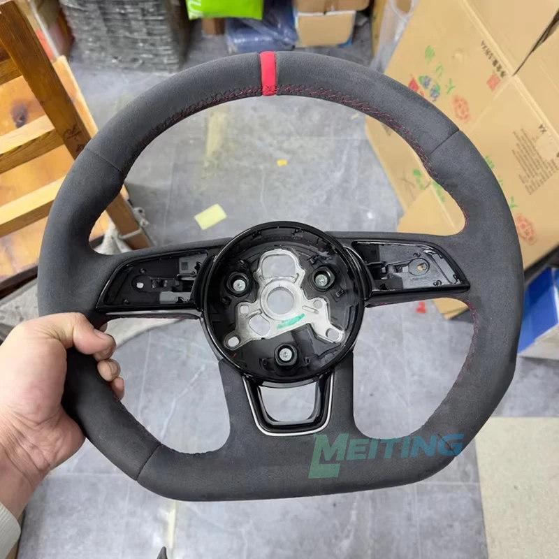 Suitable for Audi A4 B9 A3 A5 S3 S4 S5. The steering wheel is made of FORAlcantara and does not have buttons or shift paddles.