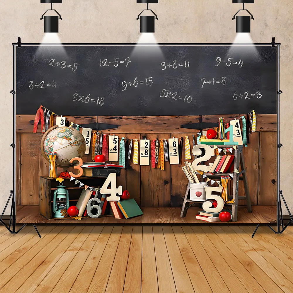Добро пожаловать Дети Снова в школу фотография Фон черная доска карандаш книга класс выпускной