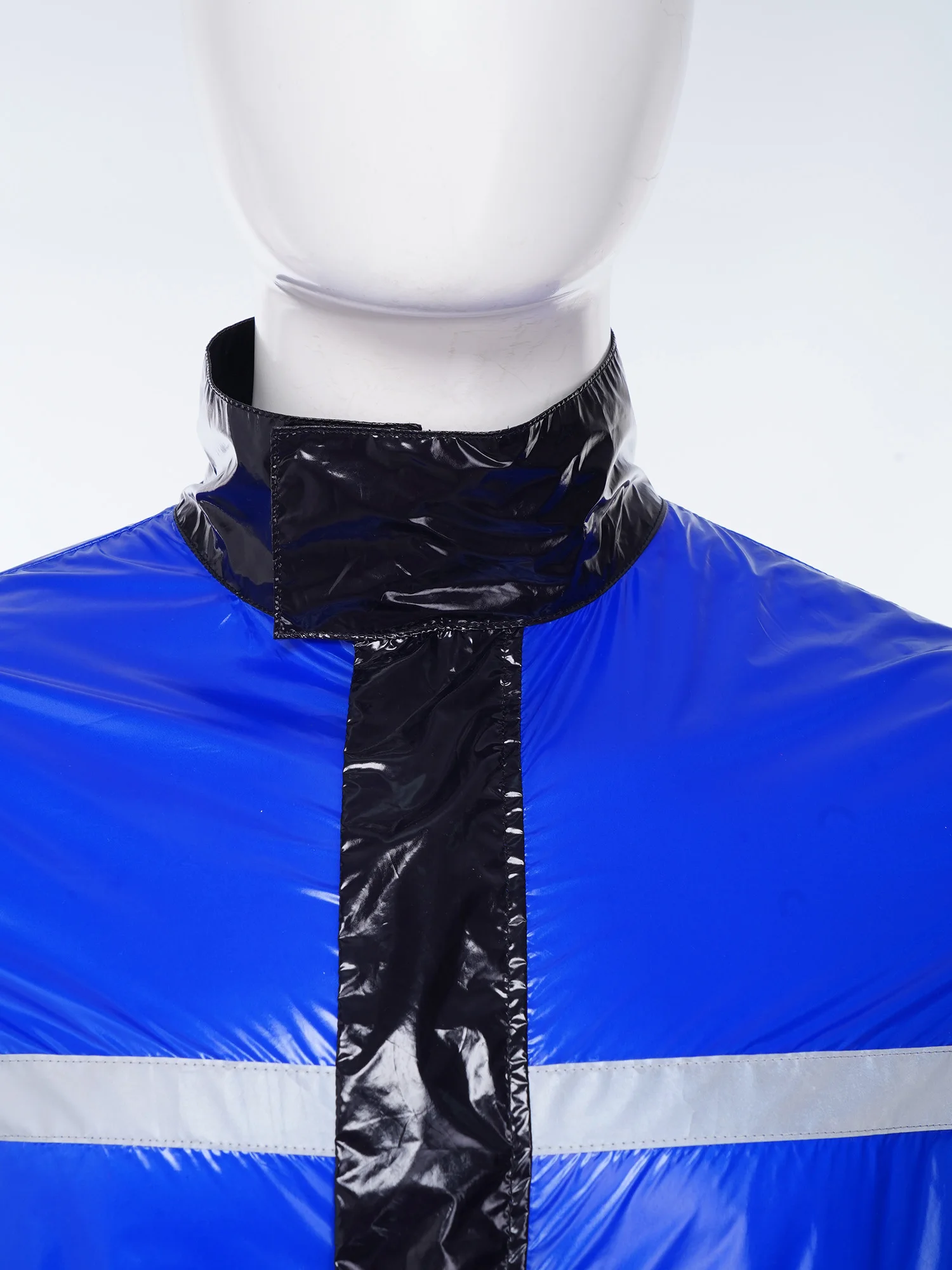 ชุดคลุมทำงานแบบมีแถบสะท้อนแสงสำหรับผู้ชาย กันน้ำ คอตั้ง แขนยาว ซิปหน้า มีเข็มขัด