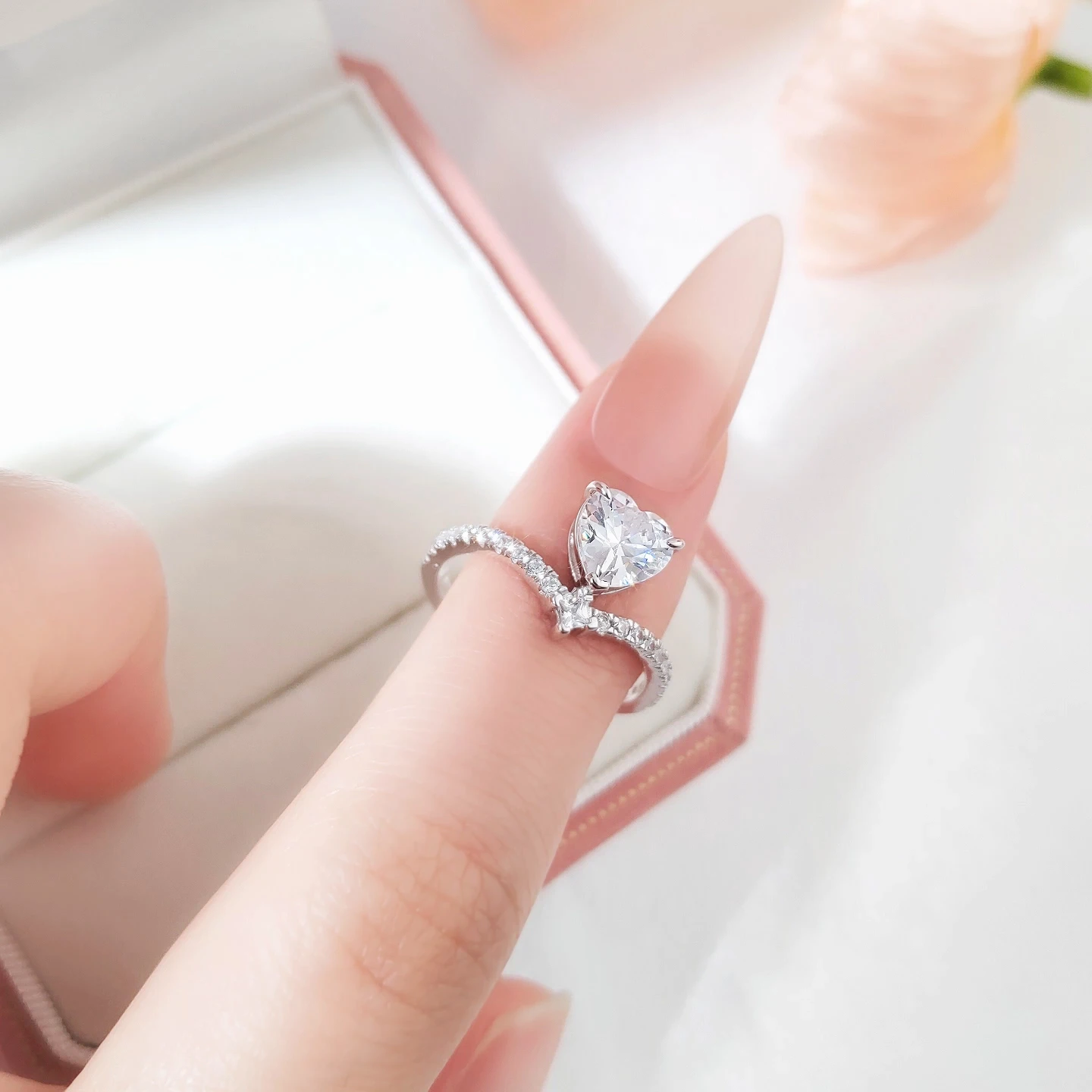 

New Arrival S925 Sterling Silver Fine Jewelry Rings Heart CZ Diamond Customizable for Women's Wedding Engagement Party