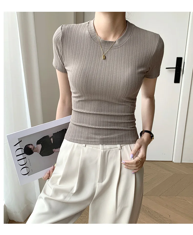 Sommerliches neues Damen-Rundhals-T-Shirt, gestricktes Kurzarm-Oberteil, lässiges Allround-T-Shirt, gestreiftes Basic-Shirt, schmal geschnitten, atmungsaktiv – Detail 19