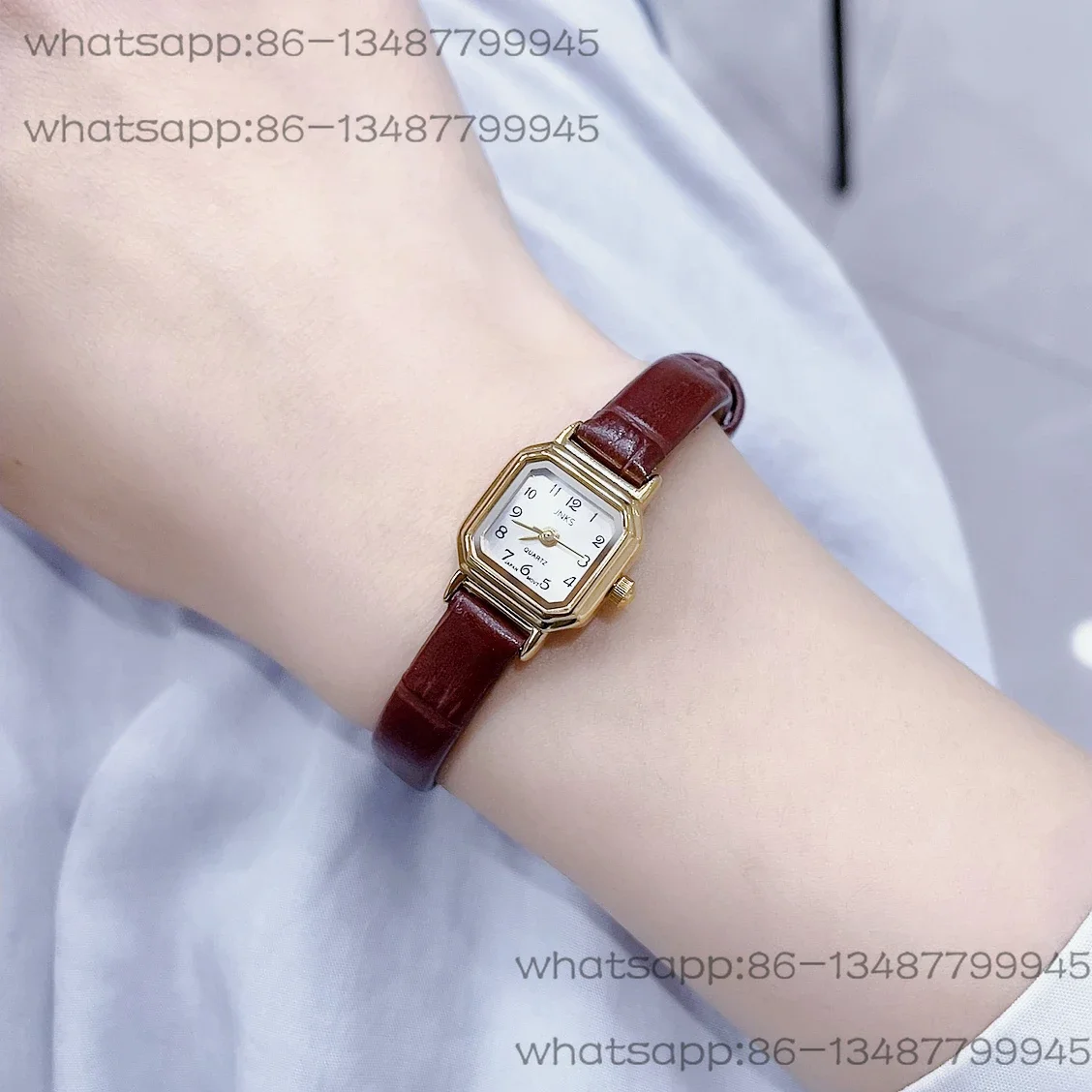 

Niche Light Luxury Retro Simple Mini Temperament Literary Mori Waterproof Quartz Women's Watch