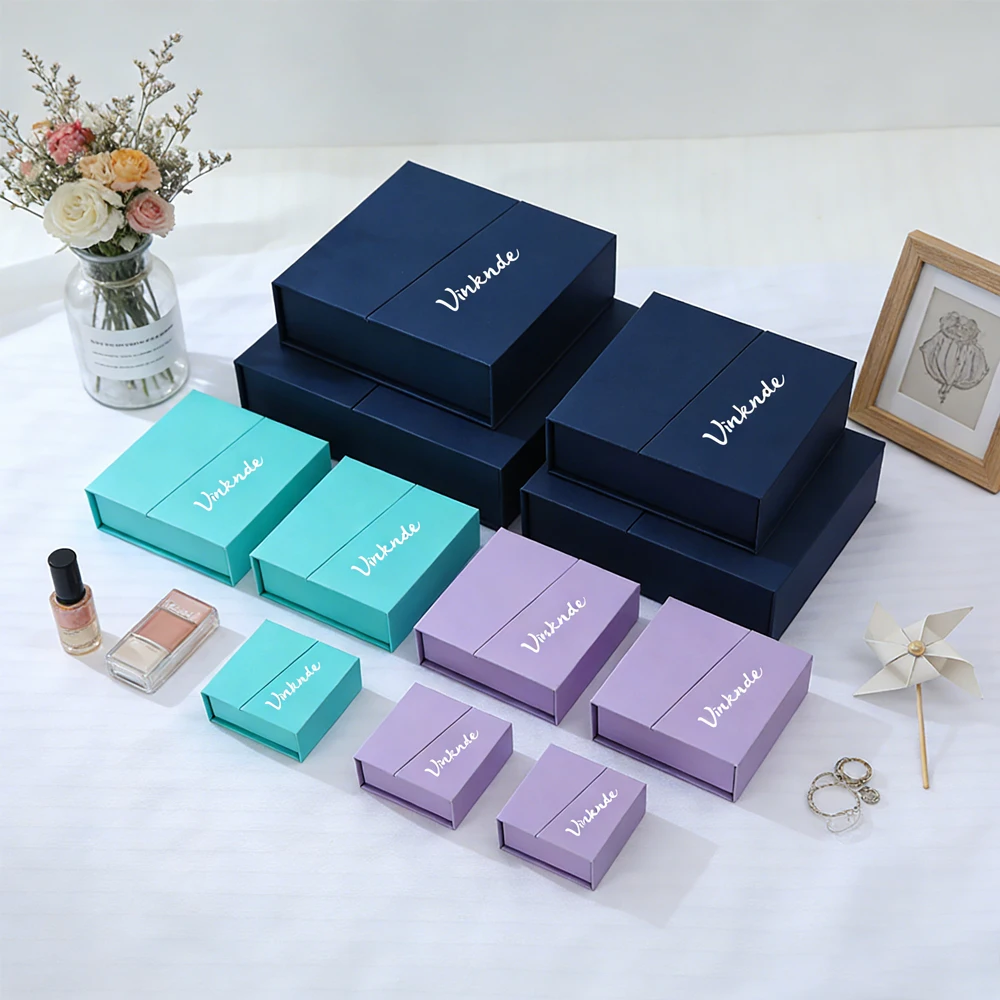 

50 Bulk Jewelry Box With Black Sponge Accessories Customized Logo Bracelet Necklace Pendant Earrings Magnet Gift Packaging Case