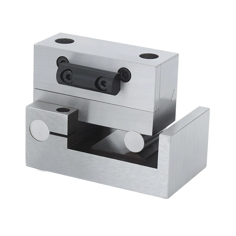 Adjustable angle dresser for universal perspective grinding wheel