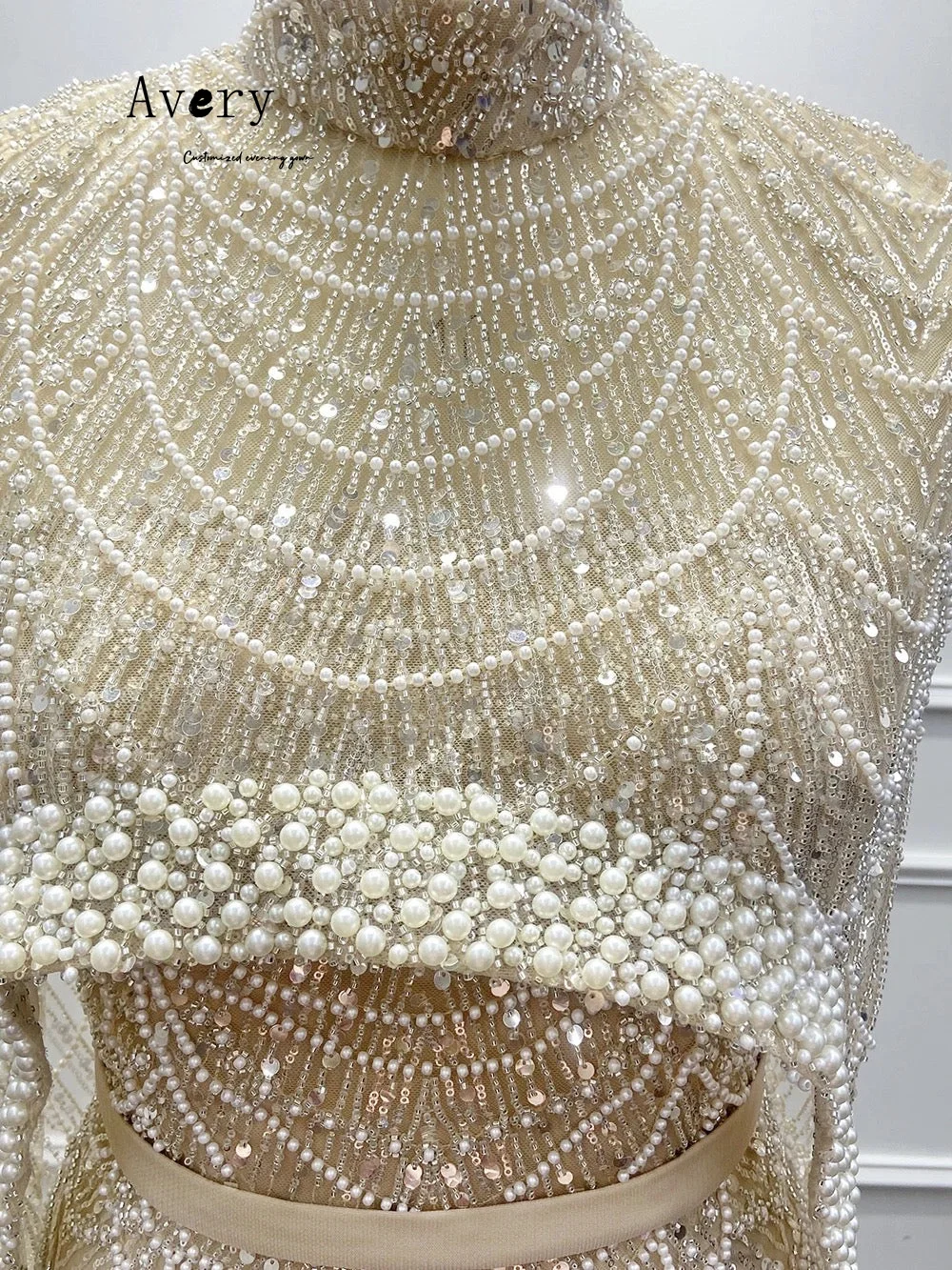 Avery personalizado fishtail frisado tripulação pescoço sem mangas vestidos de luxo para vestido de baile luxo 2025 vestidos femininos para festa de casamento